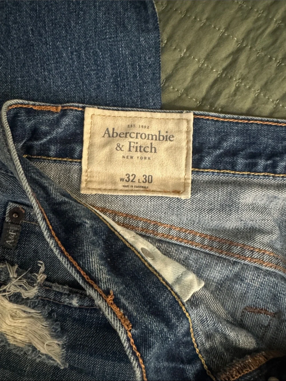 Abercrombie & Fitch Men's Light Blue Slim Straight Jeans